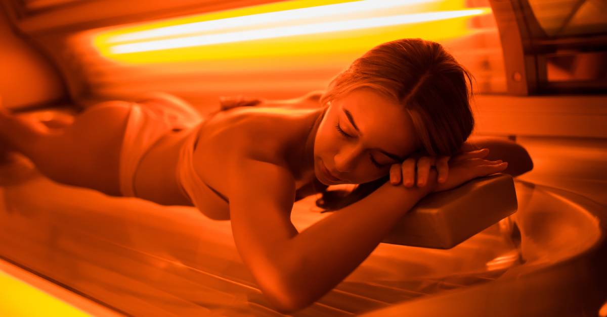 Tanning Beds vs. Spray Tanning Understanding the Differences