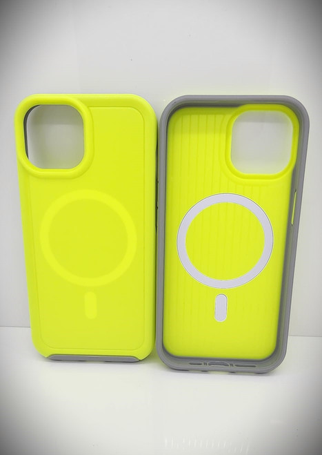 iPhone 15 Mag Armor Case Fluorescent Green