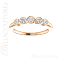 (NEW) BELLA COUTURE CORINA II Fine Graduated Five Diamond Bezel Set 14K Rose Gold Ring Band (1/4 CT. TW.)