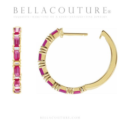 (NEW) BELLA COUTURE® DE' CHANEL NATURAL DIAMOND 1 & 1/4 CT RUBY BAGUETTE 14K YELLOW GOLD POST HOOP HUGGIE EARRINGS (22MM)