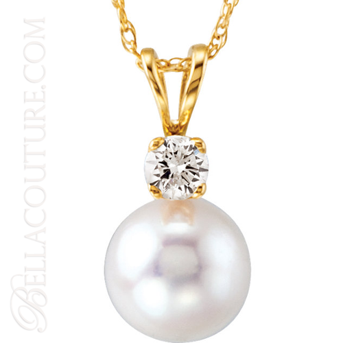 (NEW) BELLA COUTURE 14k Yellow Gold Akoya Cultured Pearl Diamond Pendant & Necklace with 18" Chain