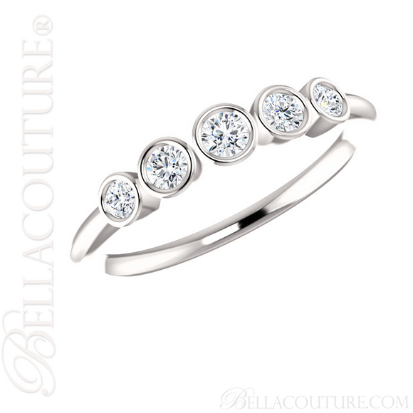 (NEW) BELLA COUTURE CORINA II Fine Graduated Five Diamond Bezel Set 14K White Gold Ring Band (1/4 CT. TW.)