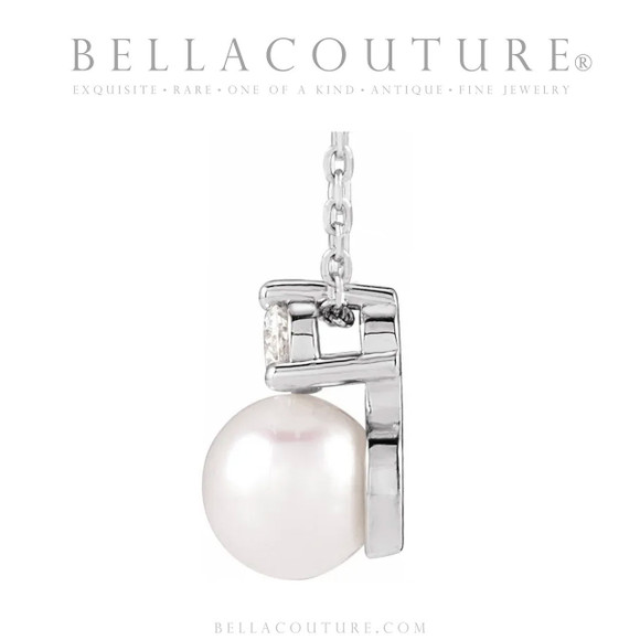 (NEW) BELLA COUTURE® MADISON NATURAL DIAMOND 1/7 CT CULTURED WHITE FRESHWATER PEARL PLATINUM PENDANT NECKLACE (18"-16" Adjustable)