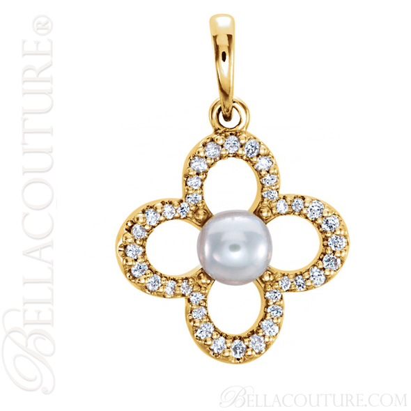 (NEW) BELLA COUTURE FINE GORGEOUS DELICATE & DAINTY FRESHWATER CULTURED PEARL DIAMOND 14K YELLOW GOLD DANGLE DROP QUATREFOIL PENDANT (1/6 CT. TW.)