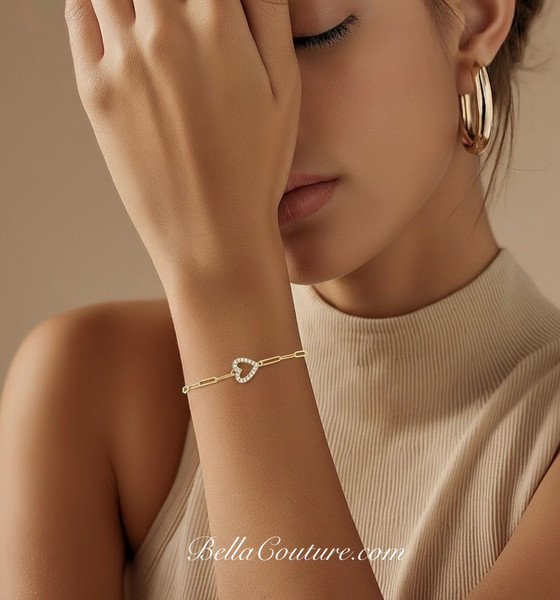 (NEW) BELLA COUTURE® BARBIE COUTURE Heart 14K Yellow Gold Diamond Link Chain Bracelet (7" inch)