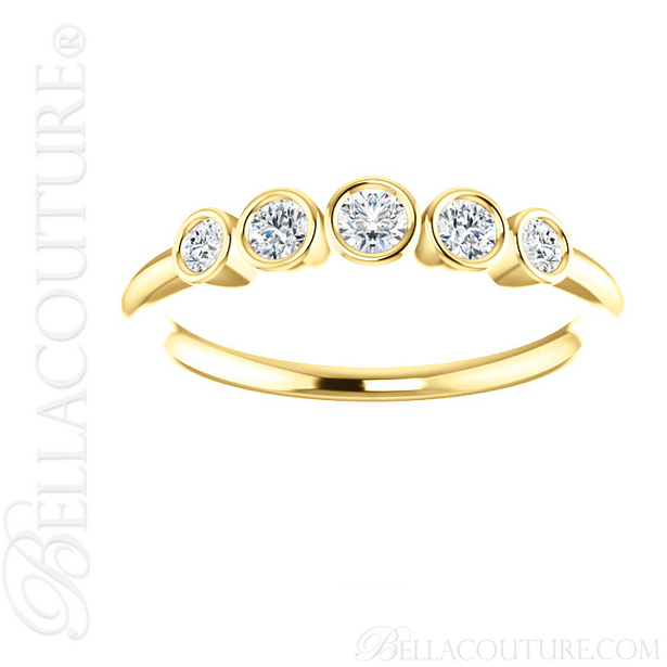 (NEW) BELLA COUTURE CORINA II Fine Graduated Five Diamond Bezel Set 14K Yellow Gold Ring Band (1/4 CT. TW.)