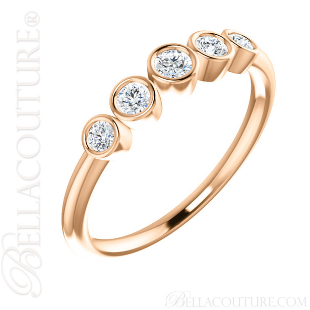 (NEW) BELLA COUTURE CORINA II Fine Graduated Five Diamond Bezel Set 14K Rose Gold Ring Band (1/4 CT. TW.)