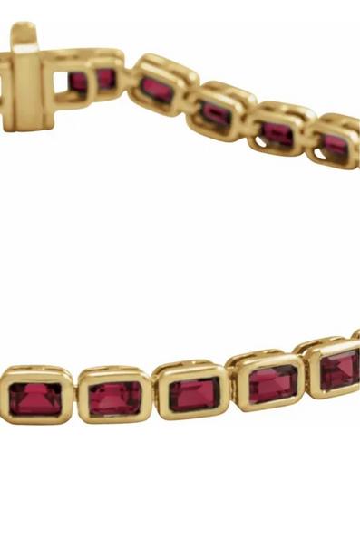 (NEW) BELLA COUTURE® ASHLEY 5CT GARNET BAGUETTE 14K YELLOW GOLD LINE TENNIS BRACELET (7")