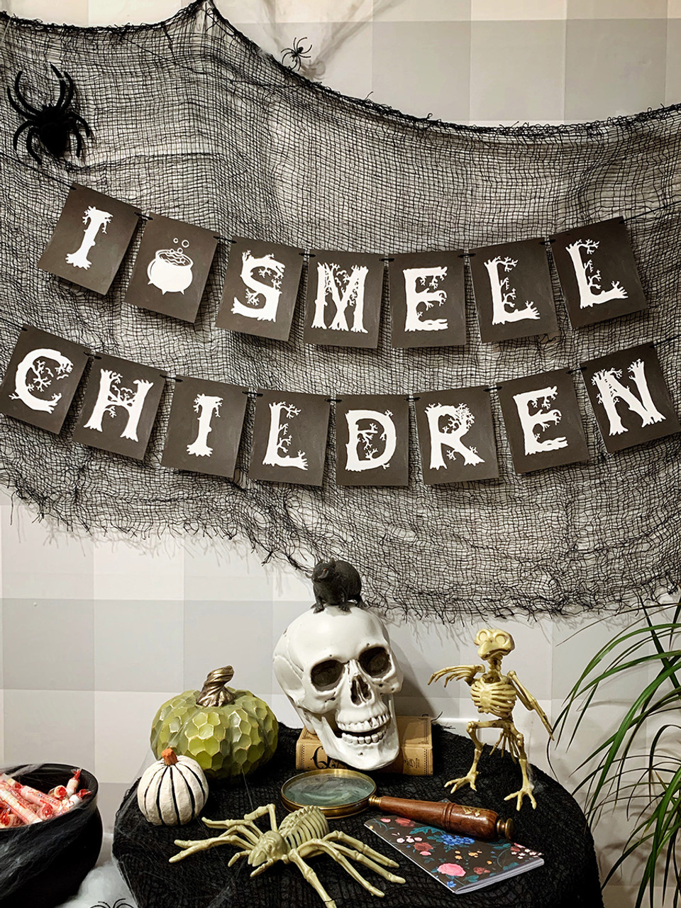 I Smell Children Hocus Pocus Party Garland for Halloween Parties