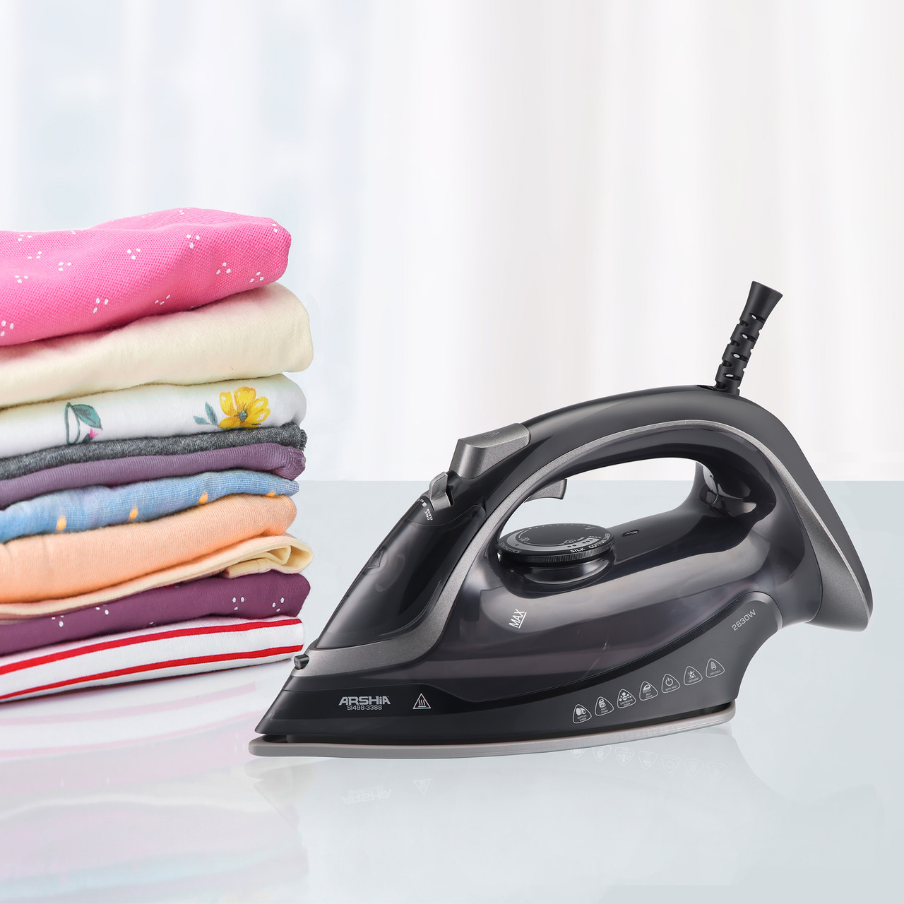 Arshia Steam Iron (Black & Silver)