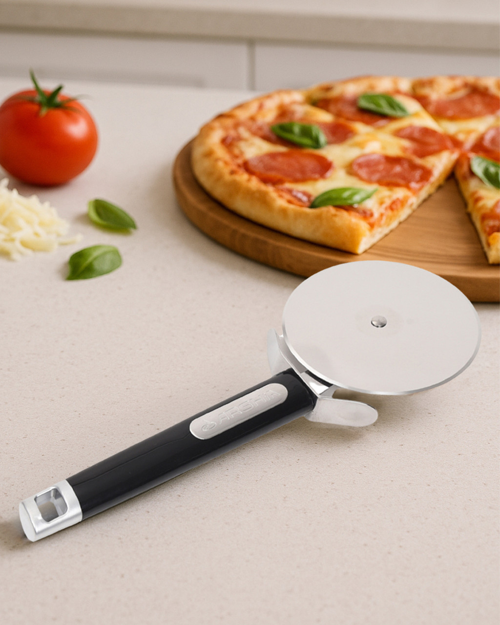 Arshia Pizza Cutter