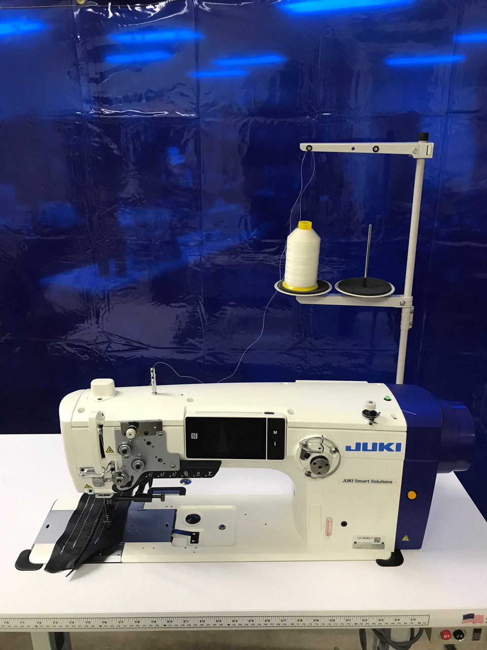 Juki LU-2828VA7NBBSZ-AA Single needle, Unison Feed walking foot with direct  driven servo-motor & under-trimmers (Setup on table & stand)