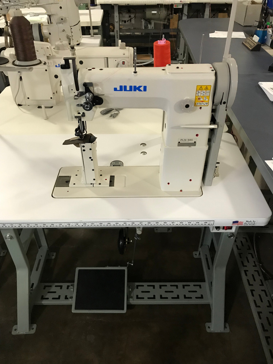 Juki PLN-985 Single Needle, Needle Feed, post bed with roller