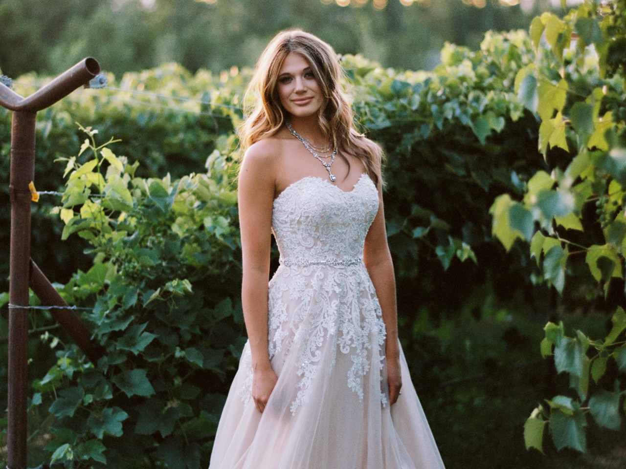 En Vogue Bridal Belt Style BT1780 - rhinestone belt with organza ties