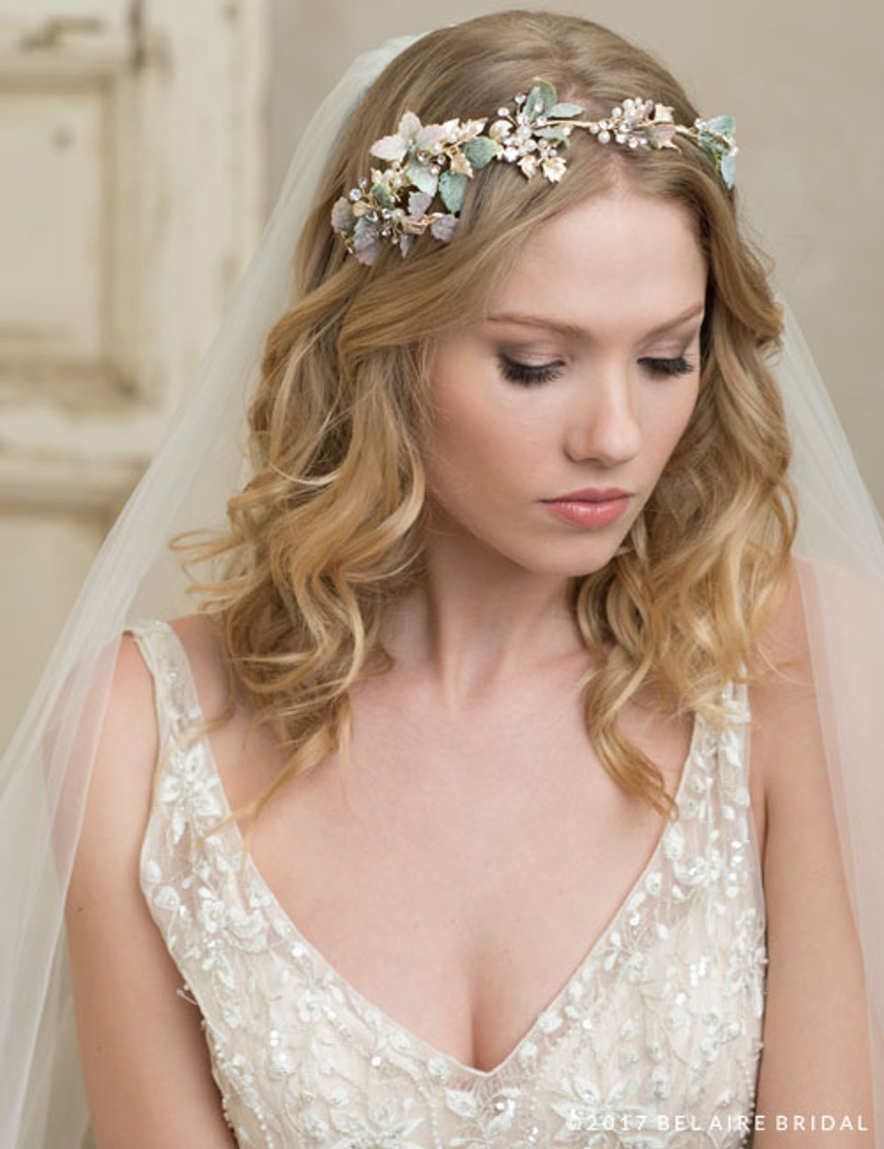 Bridal inspiration: Beautiful and unique wedding veils and headpieces