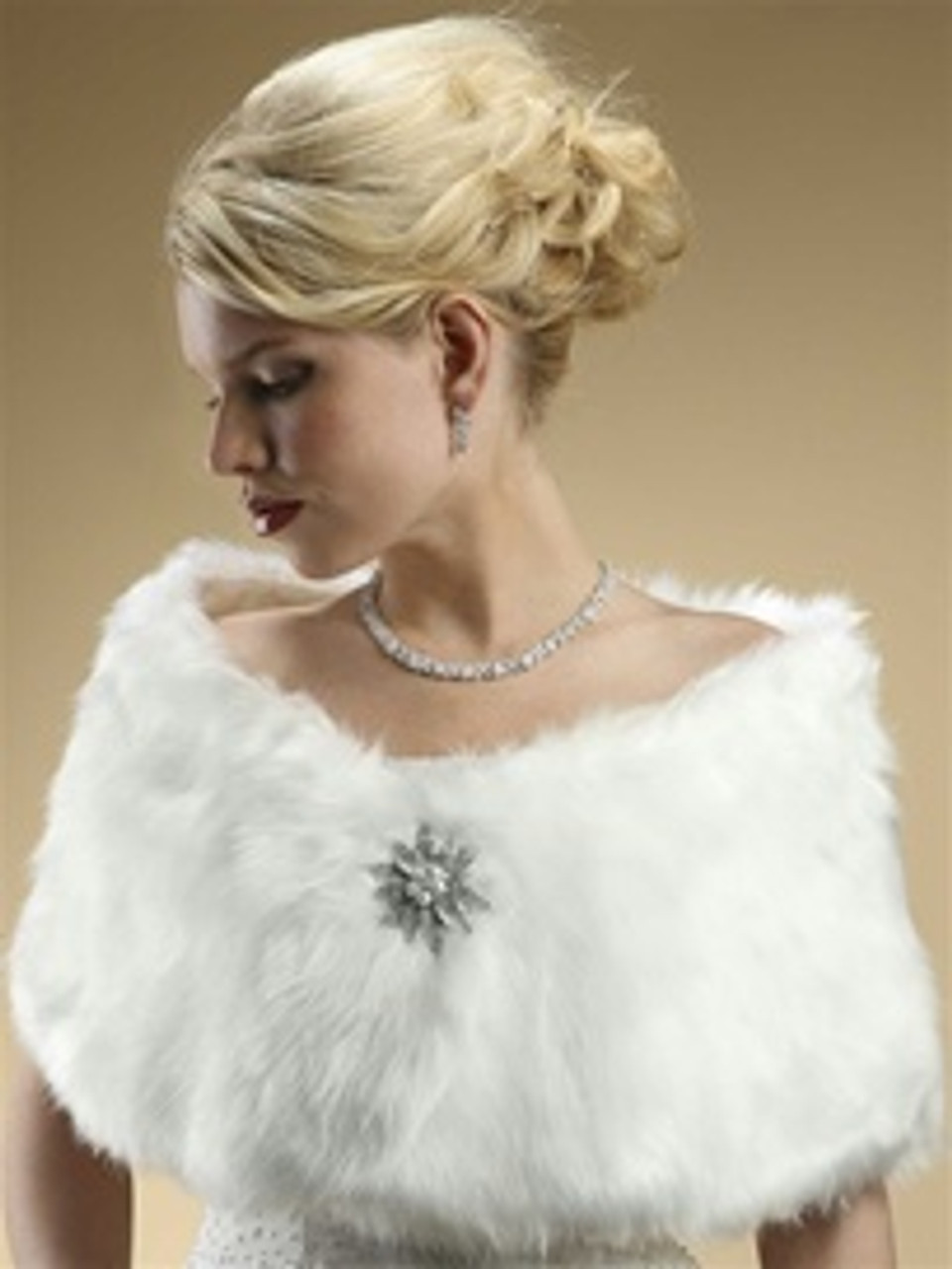MARIELL FAUX FUR BRIDAL WRAP WITH WHITE FOX STYLE 116W