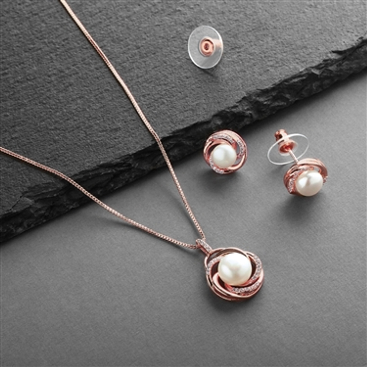 14K Rose Gold Freshwater Pearl Pendant