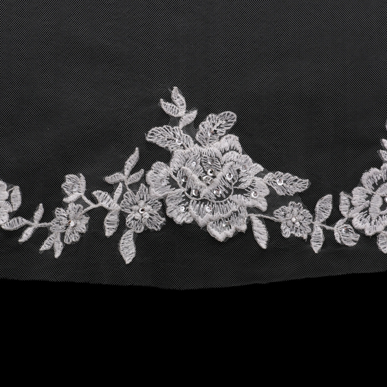 En Vogue Bridal Style V1897SF - English tulle veil with  lace edge - Single Tier