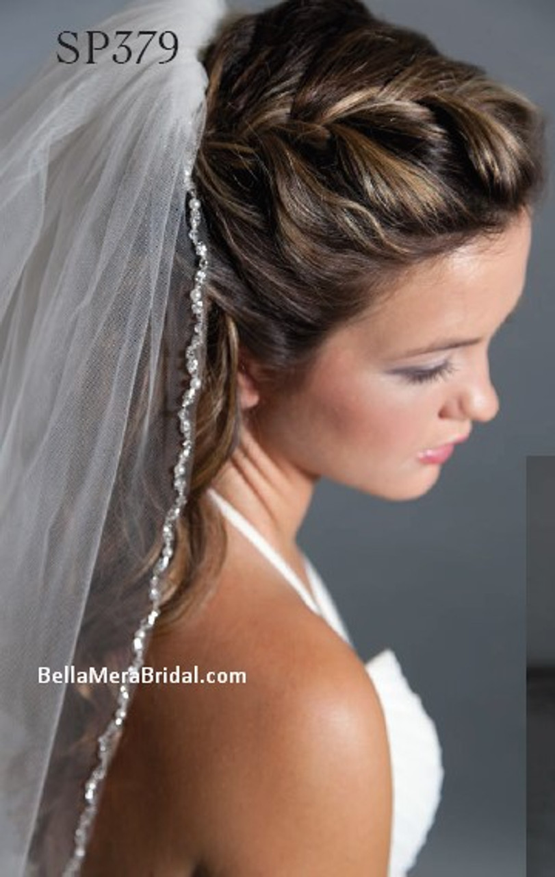 12 Breathtakingly Beautiful Ombré Veils To Say I Do In! - Praise Wedding