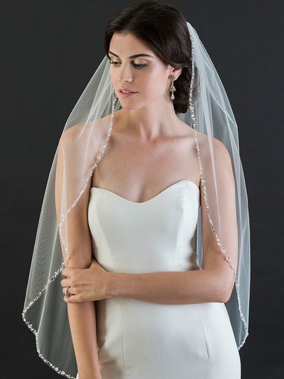 Bel Aire Bridal Veils V7456 - 1-tier fingertip veil with narrow edge of  pearls, beads, and rhinestones