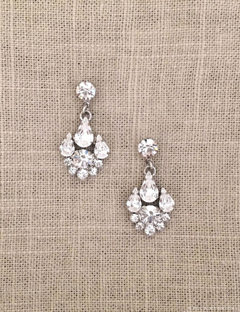 Oval Halo Drop Dangle Earrings, Bridal Earrings, Wedding Jewelry – AMYO  Bridal