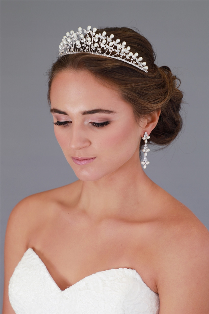 Regal Cubic Zirconia and Pearl Wedding Tiara Bridal Crown 4626T-I-S