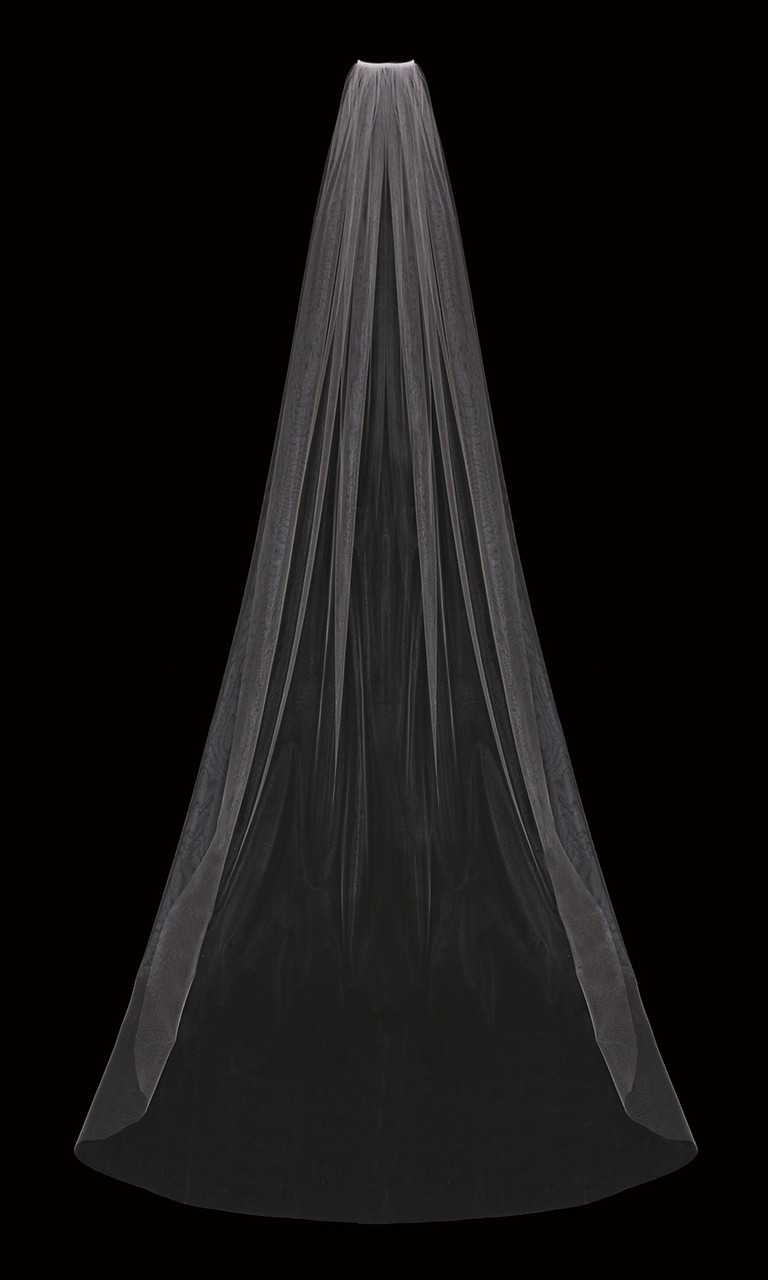 En Vogue Bridal Cathedral Style V2085C - Shimmer Tulle