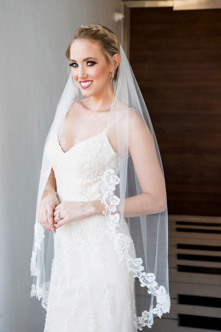 Maritza Bridal Veils V553 - Pearl Beaded Lace Style Motifs