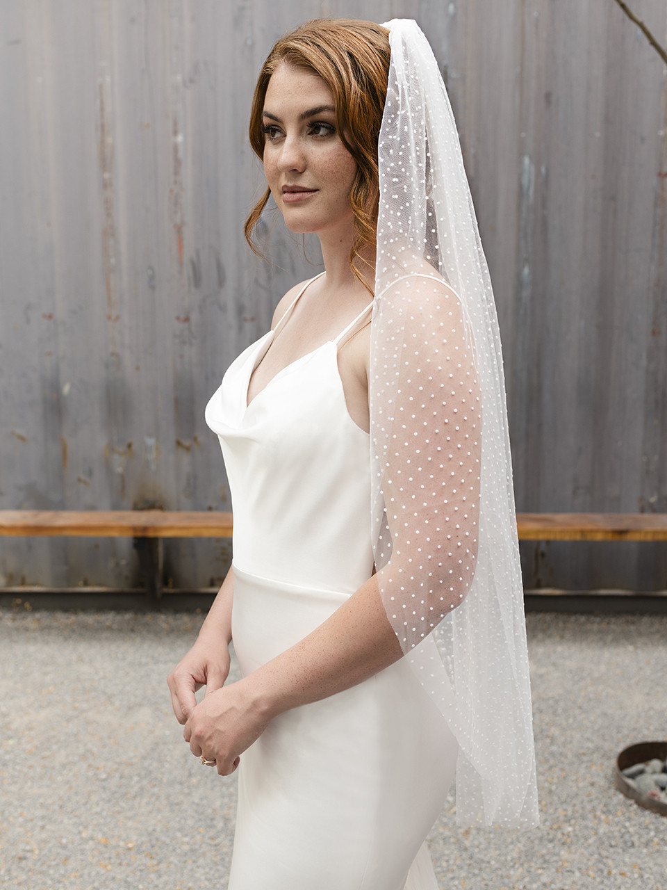 En Vogue Bridal Style V2296SF - English tulle velvet swiss dot veil with  raw edge - 41 Inches
