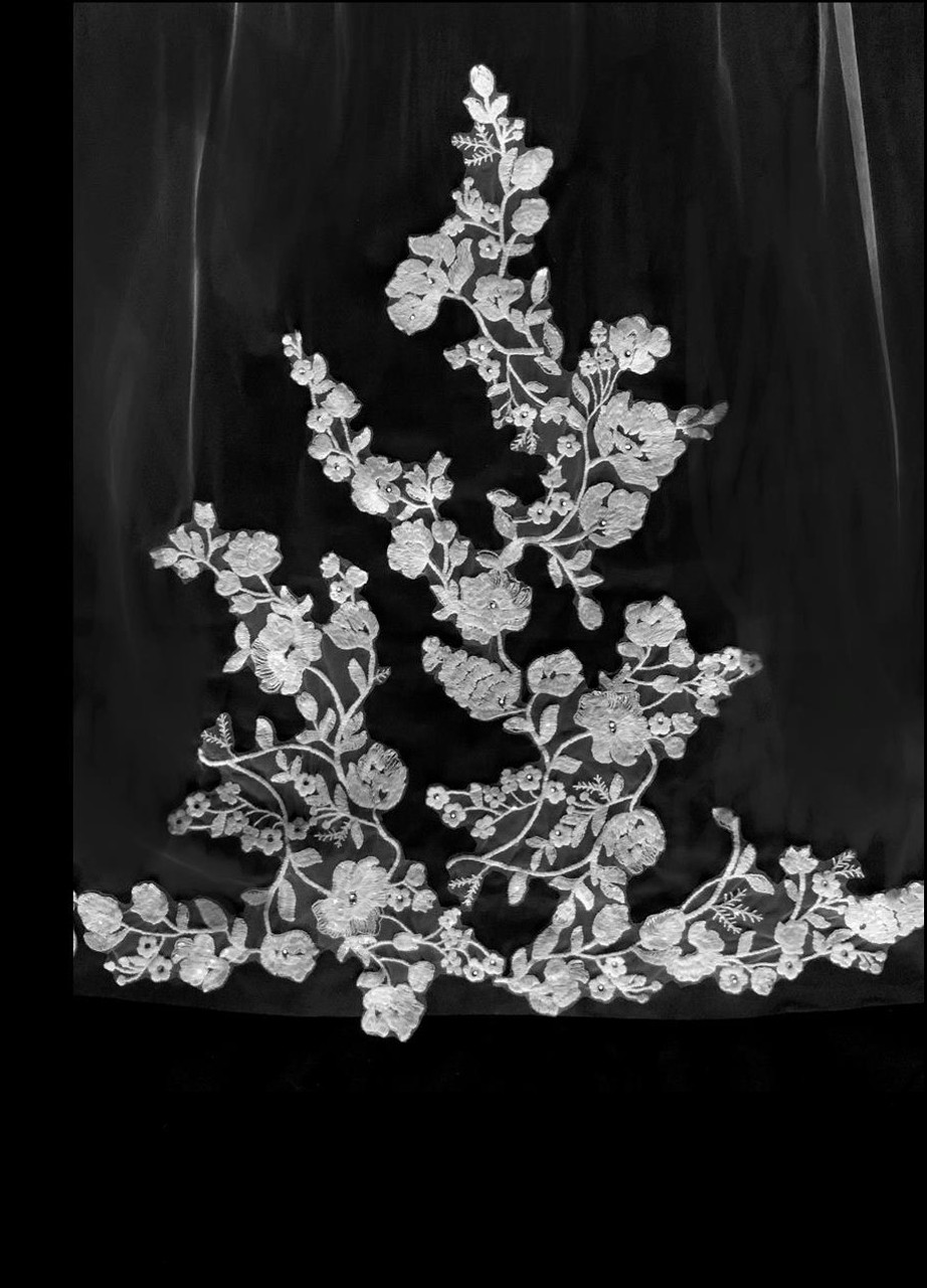 120x90 - French Alencon Lace, Floral Design - Rhinestones & Clear Sequins - Fast Ship