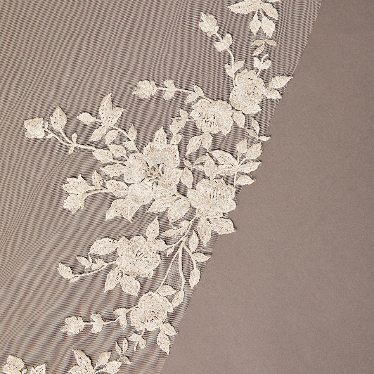 En Vogue Bridal Cathedral Style V2684RC-L - Lace Edge Beginning At Floor - 120' Long