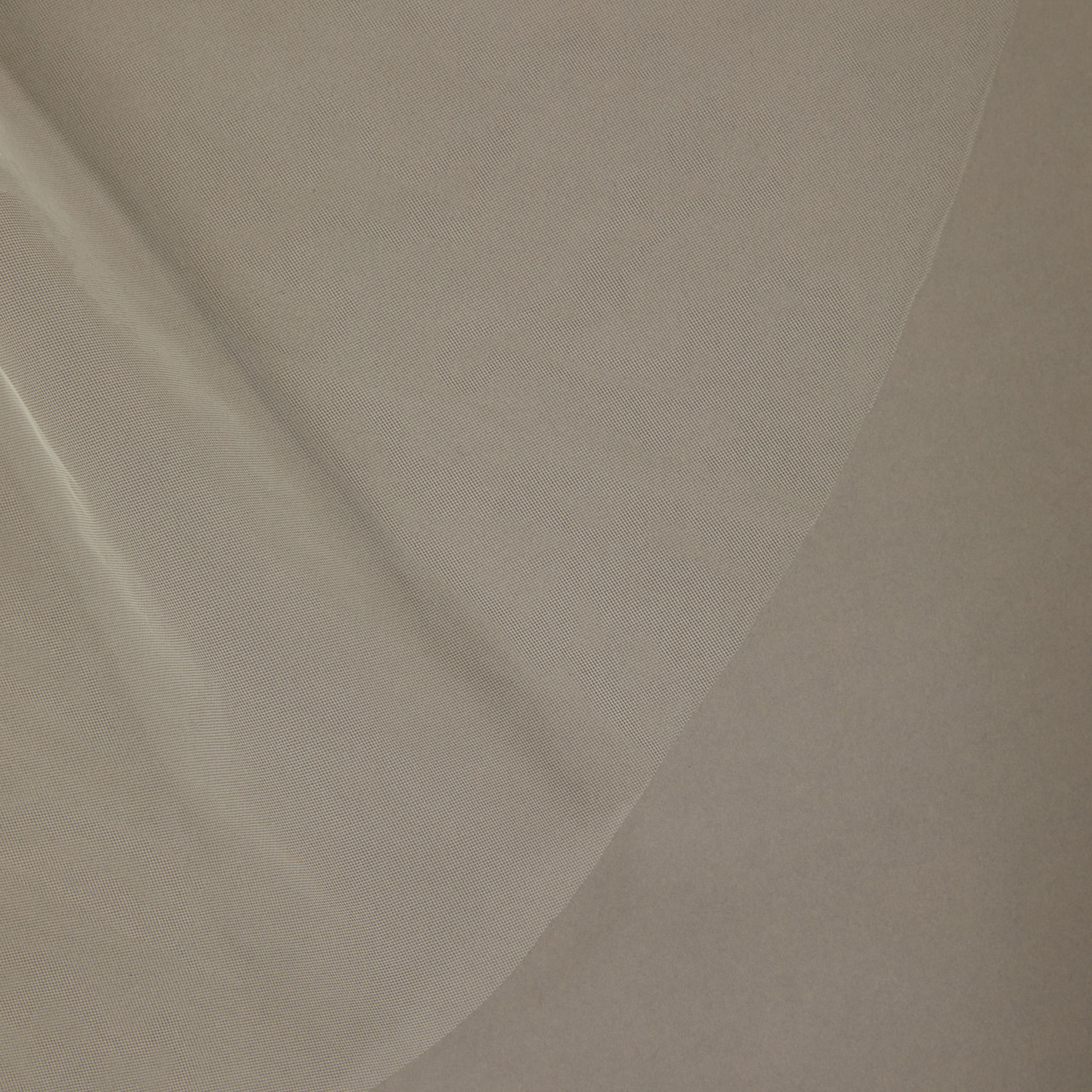 En Vogue Fingertip Waterfall Bridal Veil | V03SF-WF