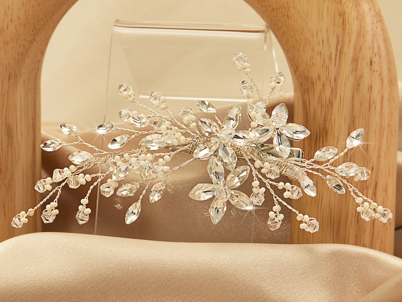 En Vogue Bridal Hair Comb - HC2620