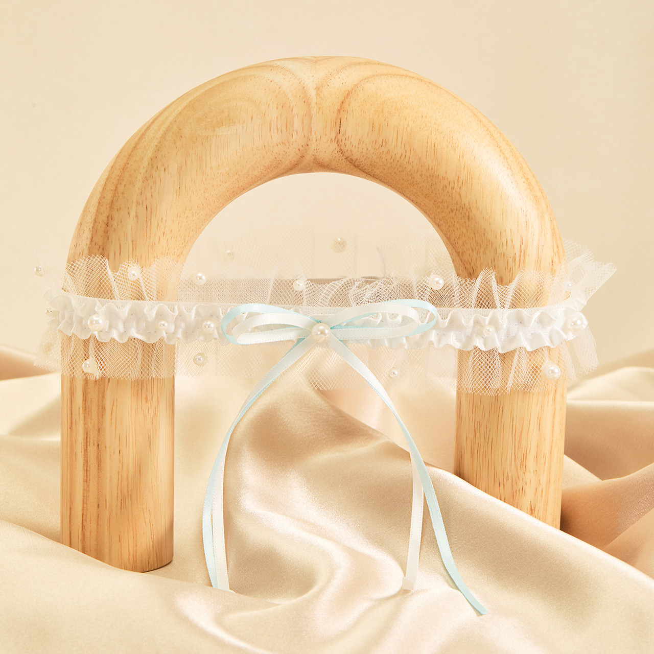 En Vogue Bridal Garter GR2641 -  Pearl Beads and Ribbon Accents