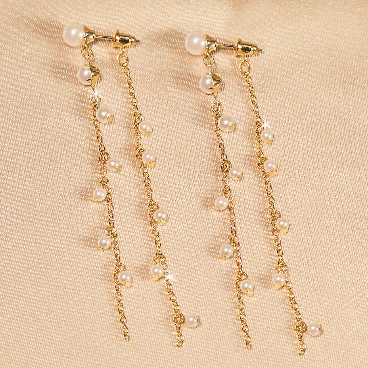En Vogue Bridal Earrings | E2549