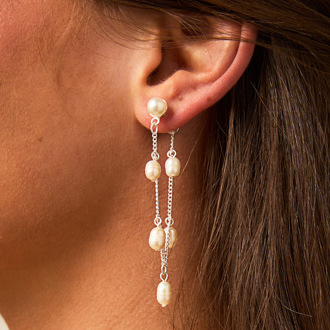 En Vogue Bridal Earrings | E2650