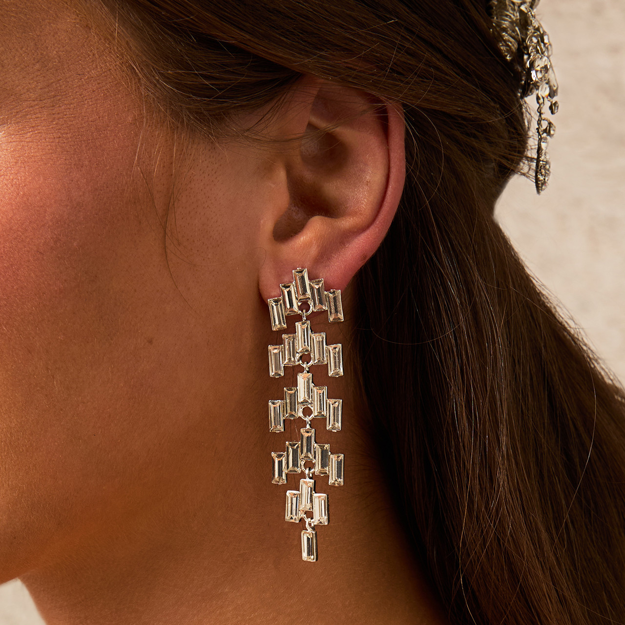 En Vogue Bridal Earrings | E2659