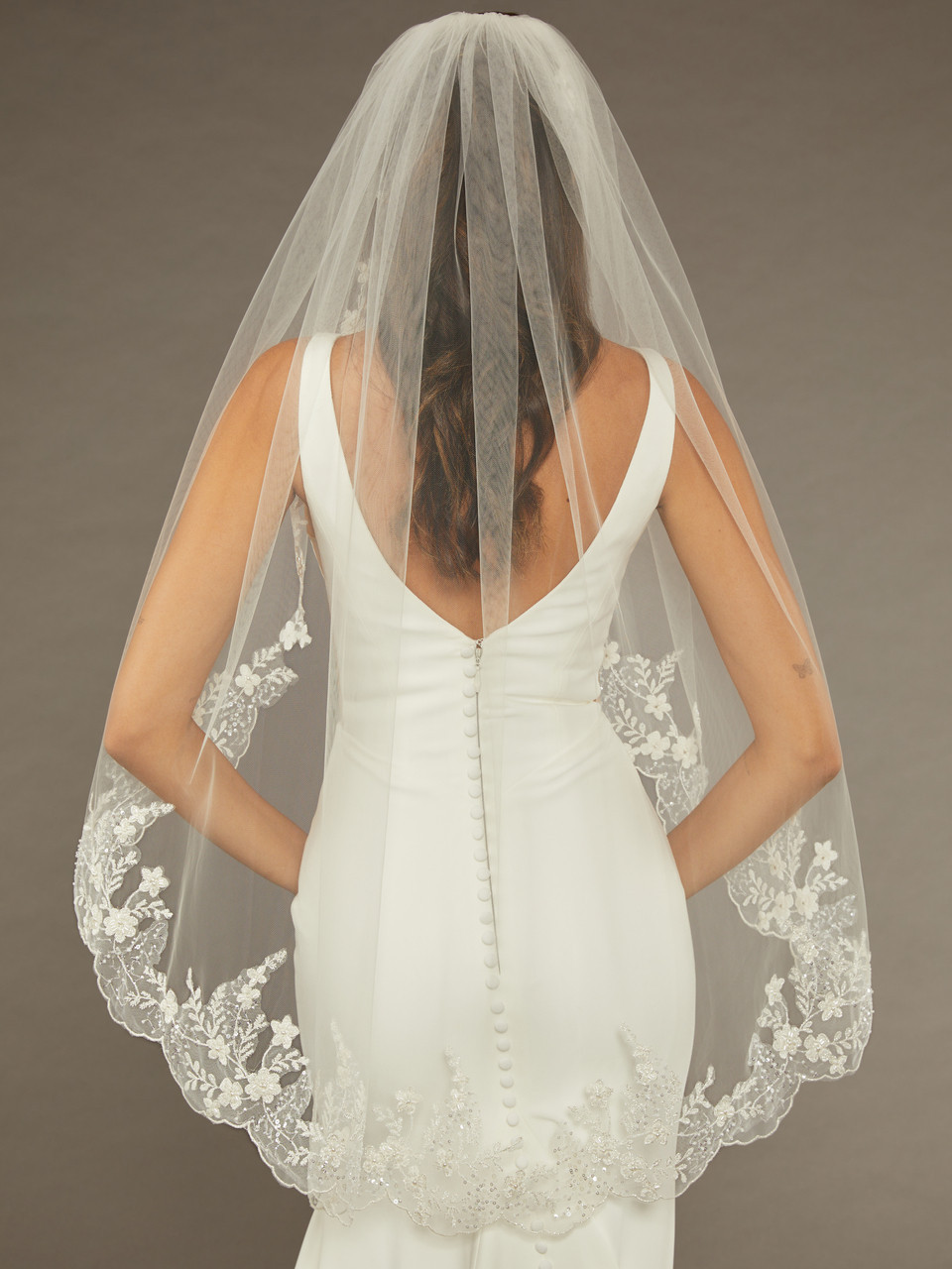 En Vogue Bridal Veil V2499SF - Lace, Sequin, Opaque Ivory Beads, Pearl Bead, and Finished Scalloped Edge