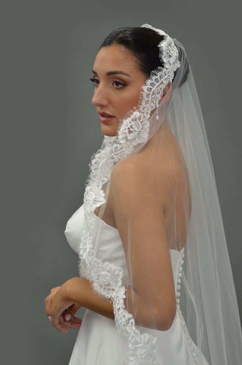 Elena Designs Lace Mantilla Veil E1632 - Cathedral: 120"L x 100"W