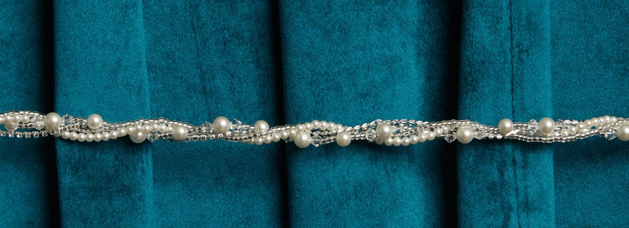 Marionat Bridal Belt 1131 - Matte pearl and rhinestone belt