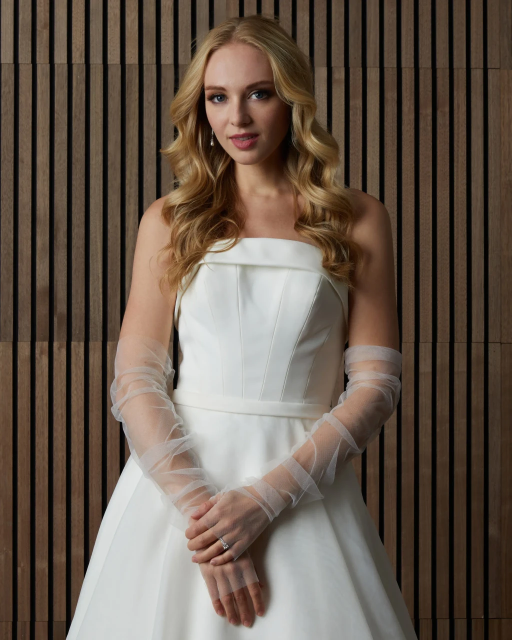 Marionat Bridal  G209A Fingerless tulle gloves