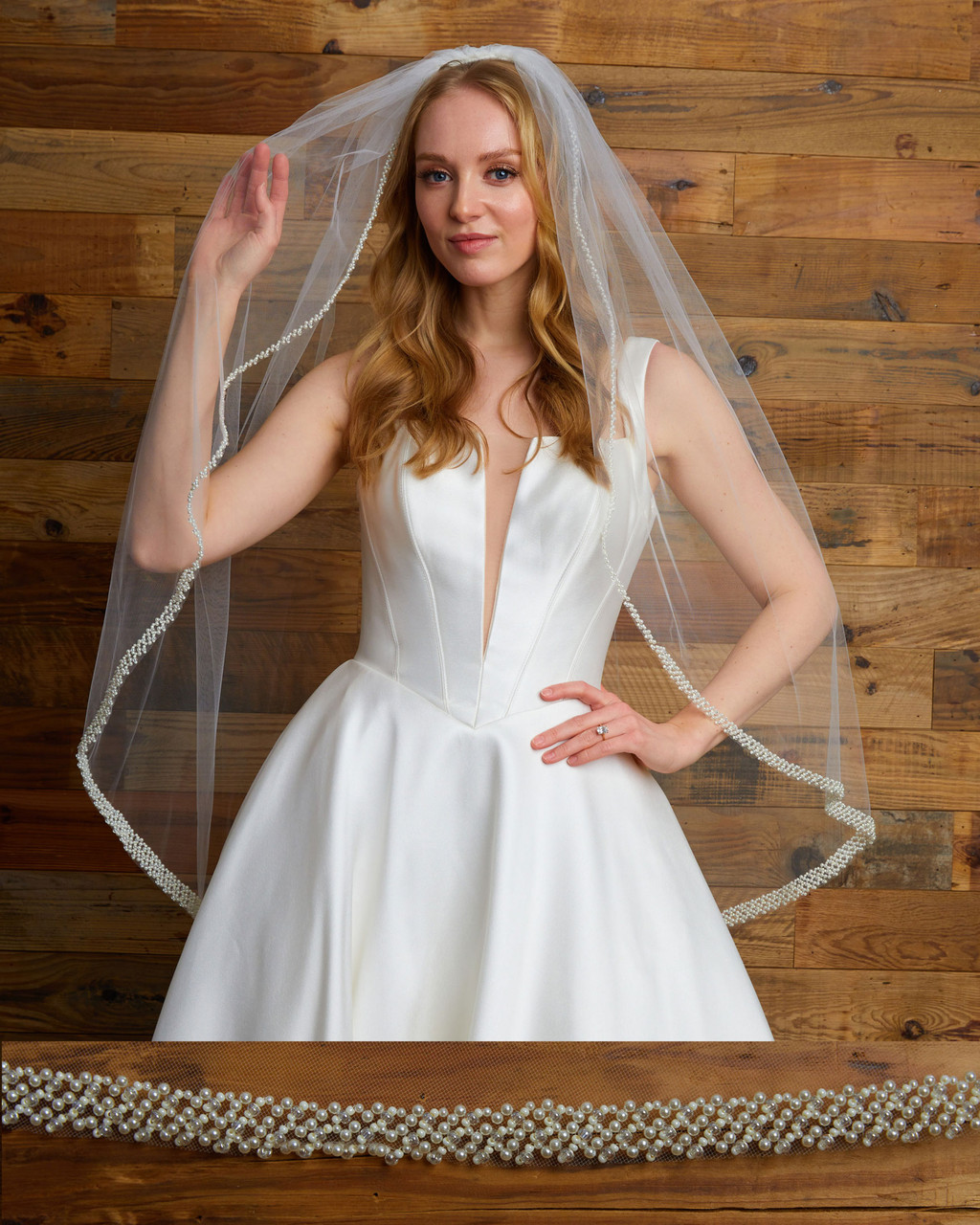 Marionat Bridal Veils 6259 Beaded pearl border