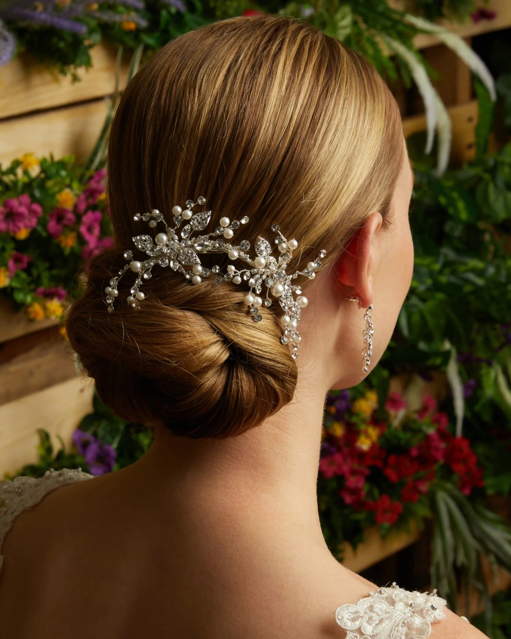 Marionat Bridal 9342 Rhinestone and pearl comb/ back comb
