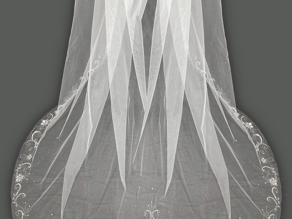 Lucky Collections ™ V M3173 - Hand Sewn Heavy Beaded Edge - 126L - White 