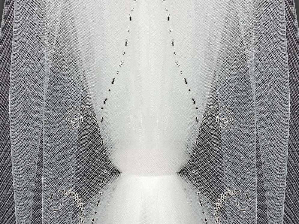 Lucky Collections ™ V M3173 - Hand Sewn Heavy Beaded Edge - 126L - White 
