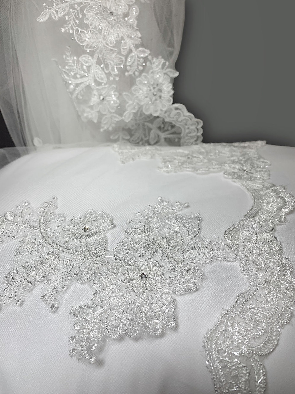Lucky Collections ™ V 56-1969-2 Cathedral Fairy dust glimmer lace - Ivory - 108L
