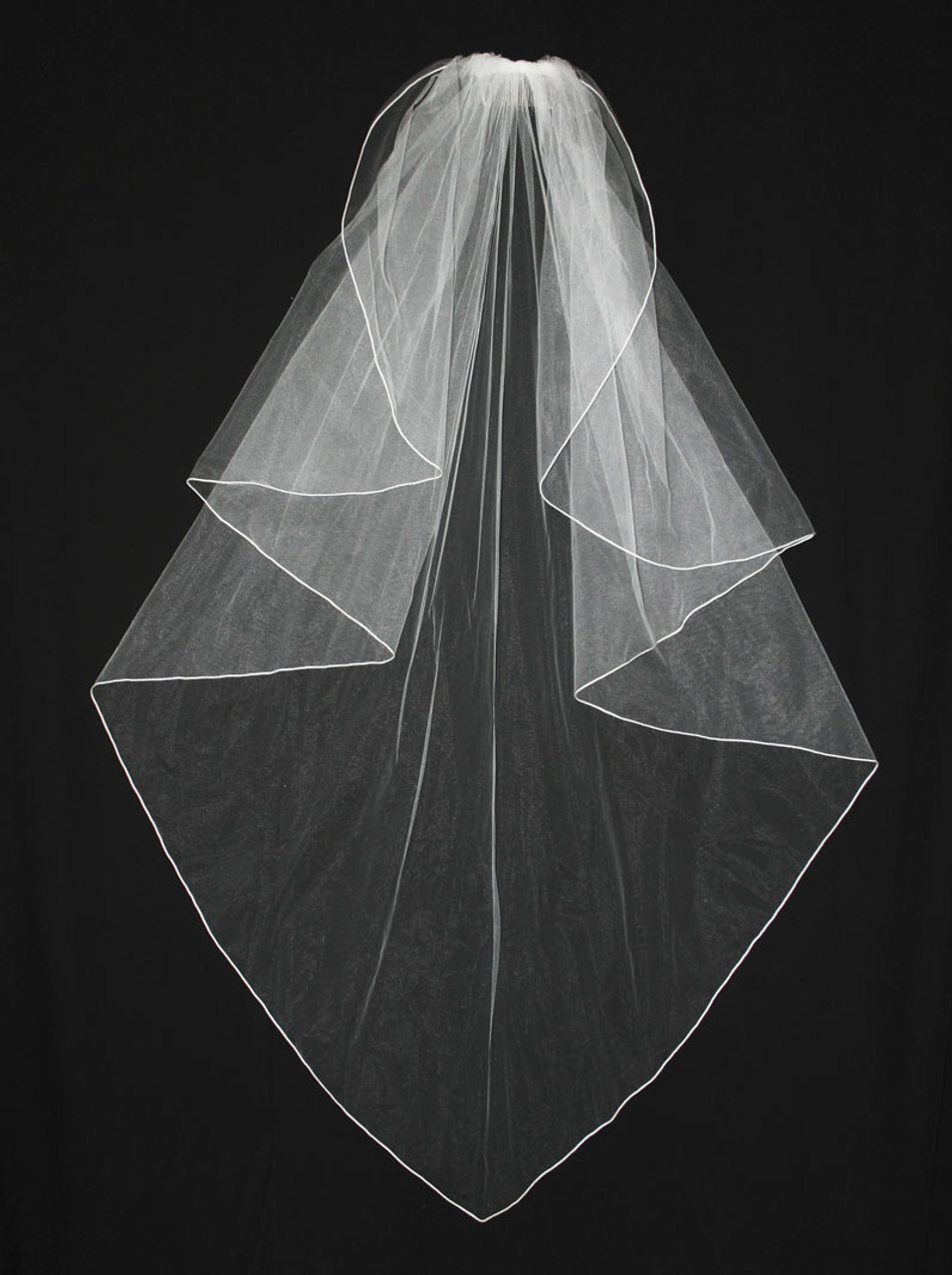 En Vogue Bridal Veil - Style V63CF-Angel cut veil with soutache edge