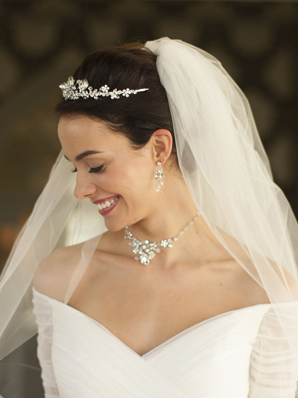 How to choose the right bridal hair accessory – Brides & Hairpins