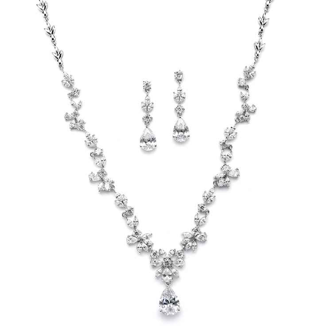 Bridal Pearl Earrings Wedding Jewelry Bridal Drop Earrings COURTNEY | EDEN  LUXE Bridal
