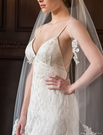 Illusions Bridal Veils Style AR7-581- Corded Edge - Waltz Length